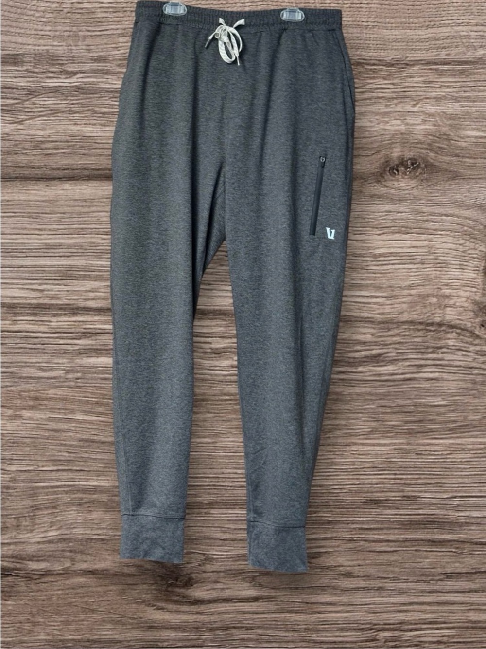Like new! Vuori Sunday Performance Jogger Grey Charcoal Heather Flex Stretch